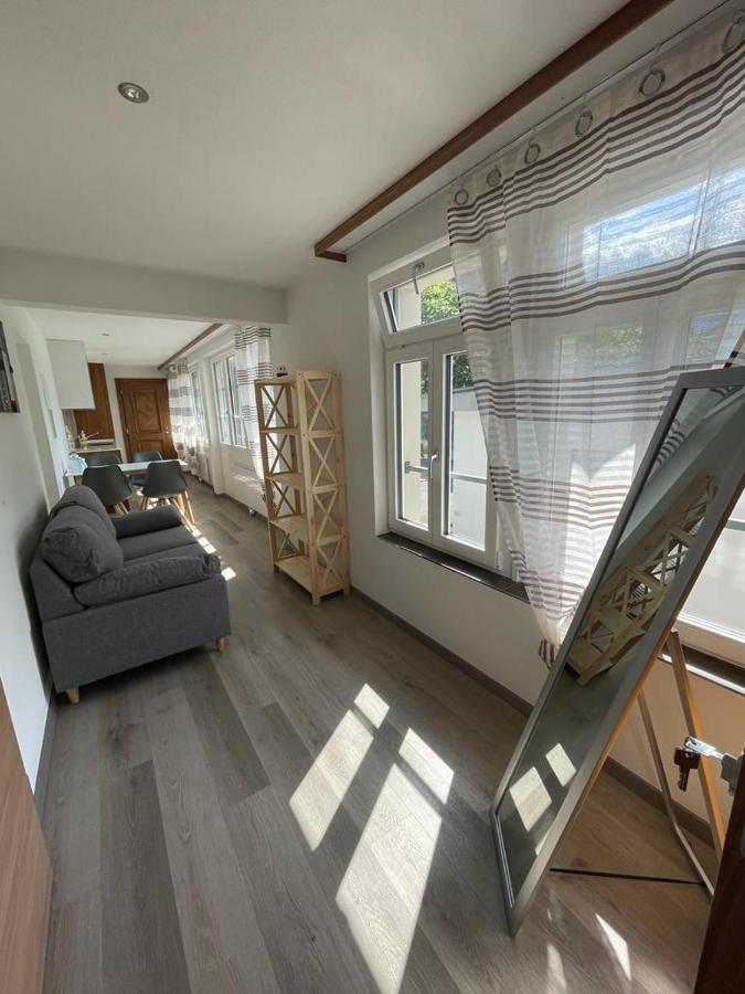 Moderne Einzigartige Wohnung In アルトドルフ エクステリア 写真